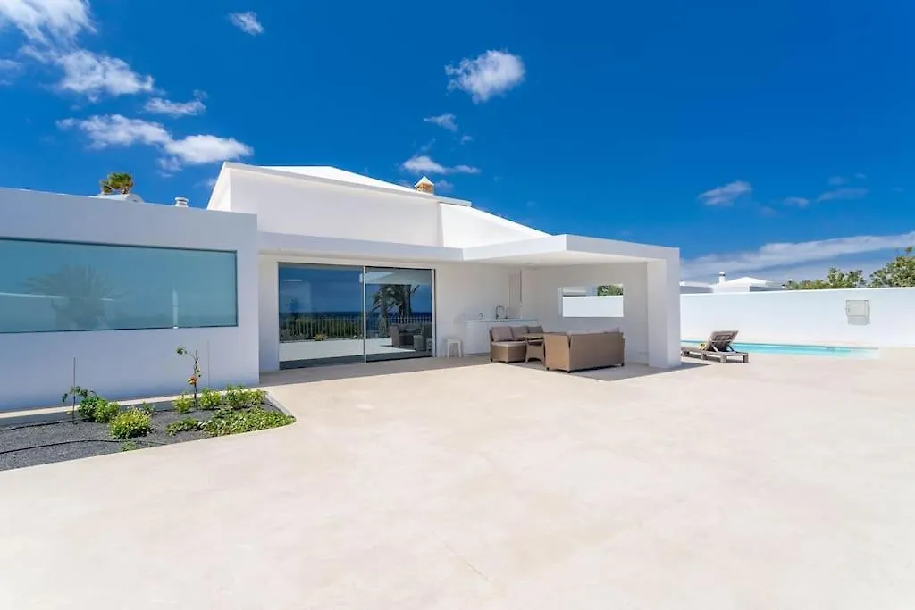 Ocean Bliss Beautiful Villa With Pool And Sea Views Costa Teguise