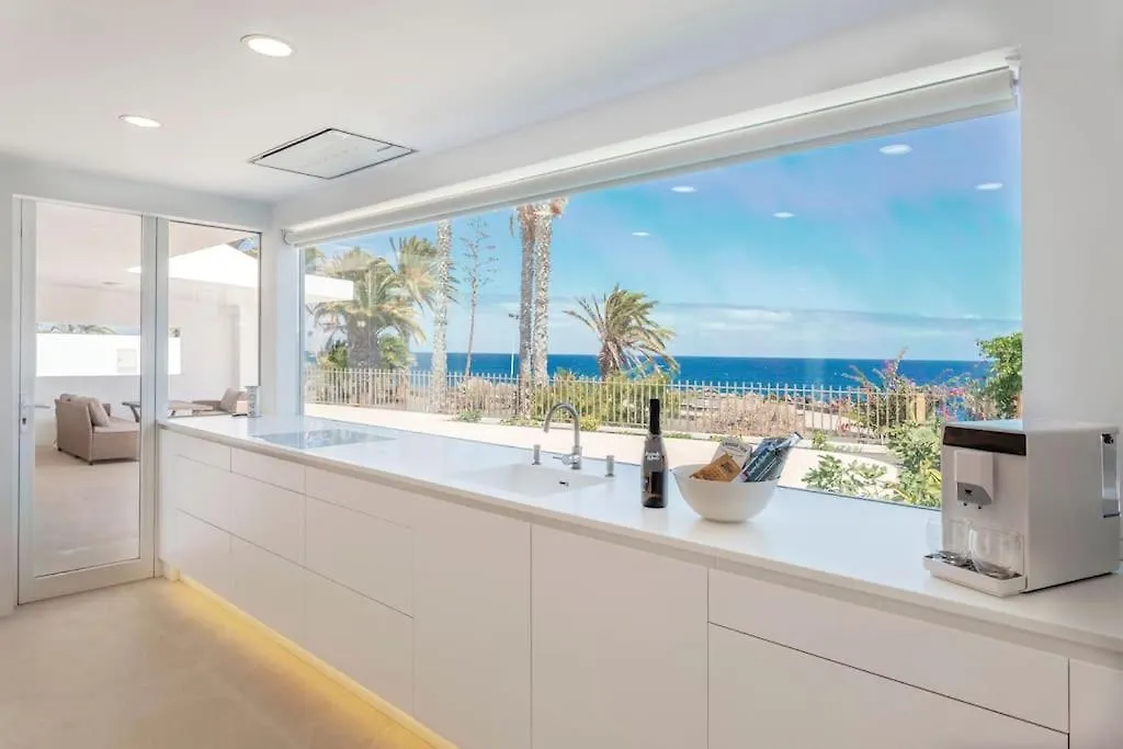 Ocean Bliss Beautiful Villa With Pool And Sea Views Costa Teguise Spanje