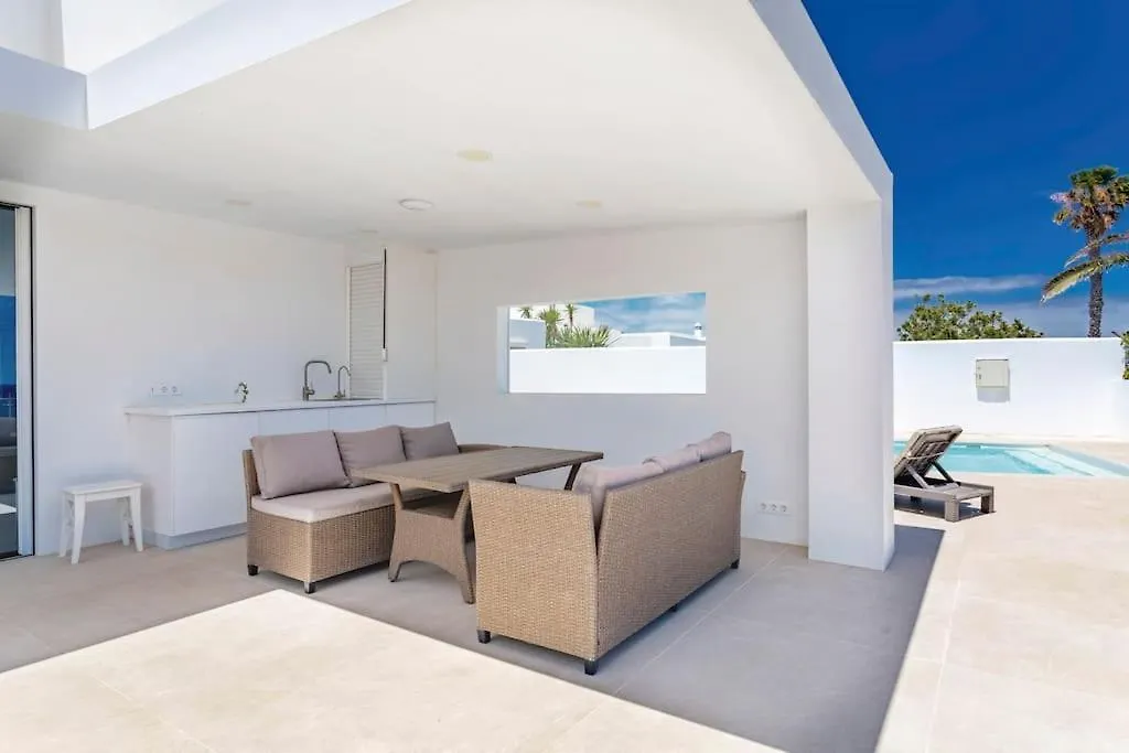 Ocean Bliss Beautiful Villa With Pool And Sea Views Costa Teguise 0*,  Spanje